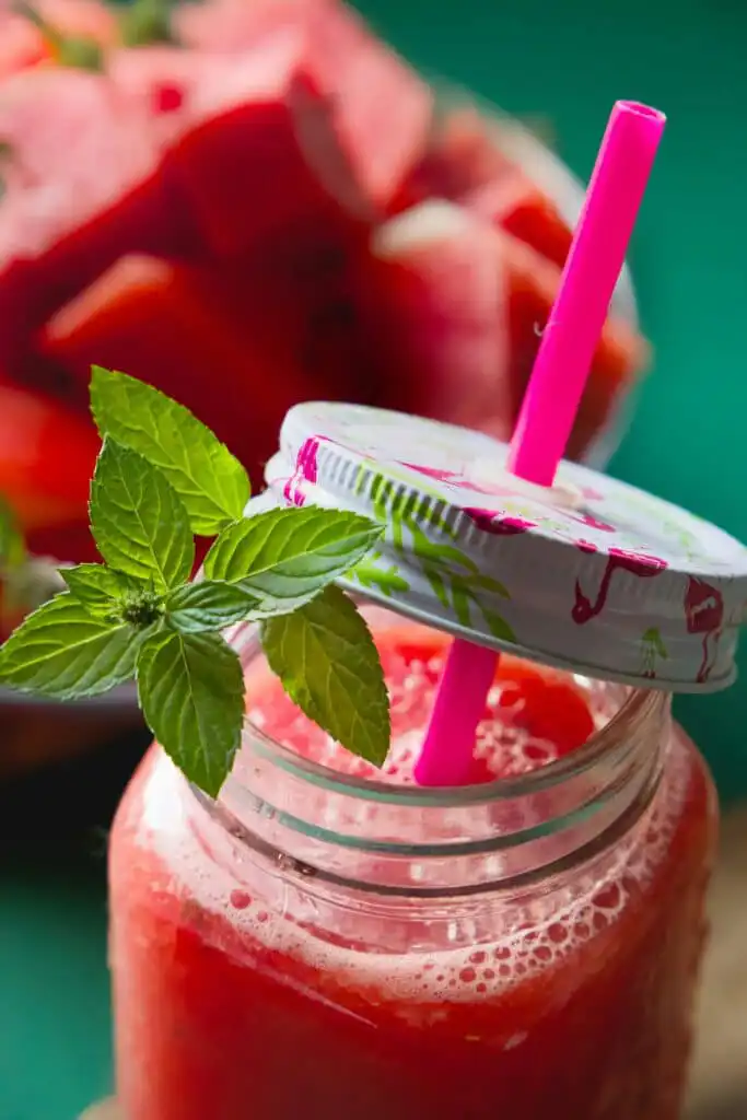 Blending watermelon for juice