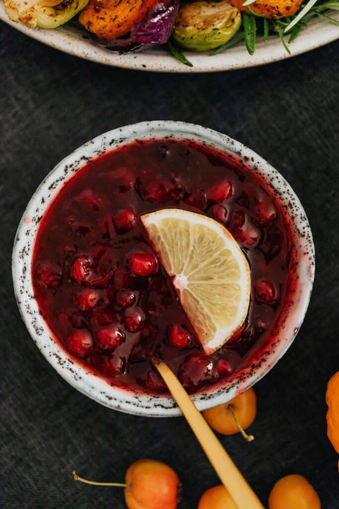 Serving canned cranberry sauce with turkey