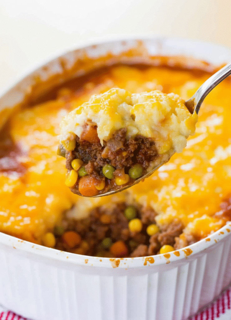 Easy Shepherd's Pie casserole with mashed potatoes and ground meat. recipe card