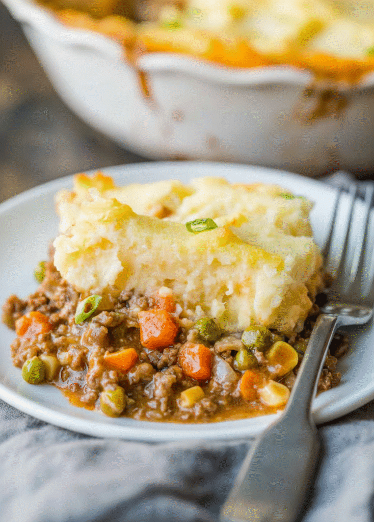 Easy Shepherd's Pie casserole with mashed potatoes and ground meat.