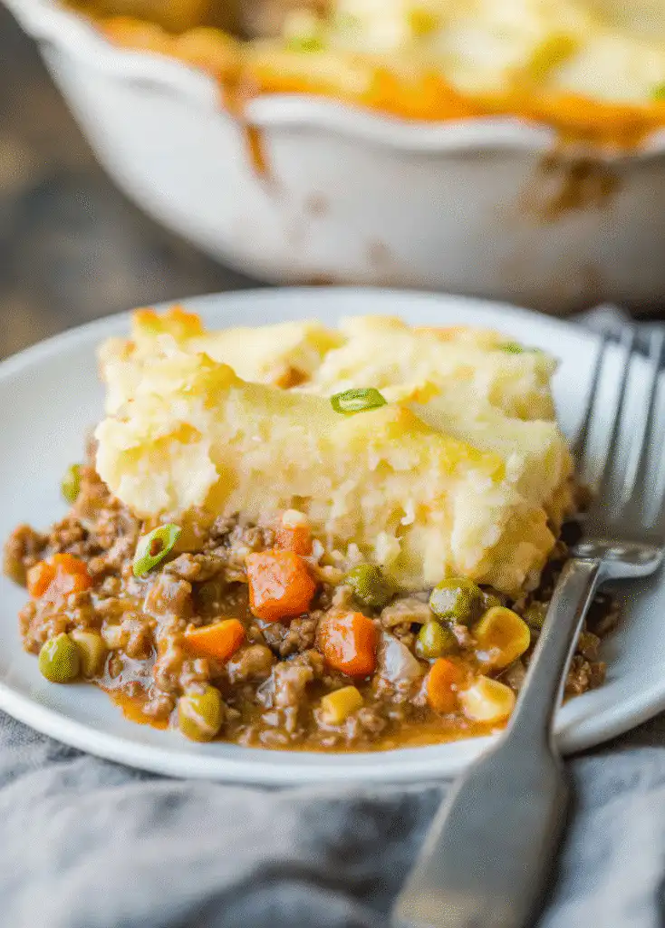 Easy Shepherd's Pie casserole with mashed potatoes and ground meat.