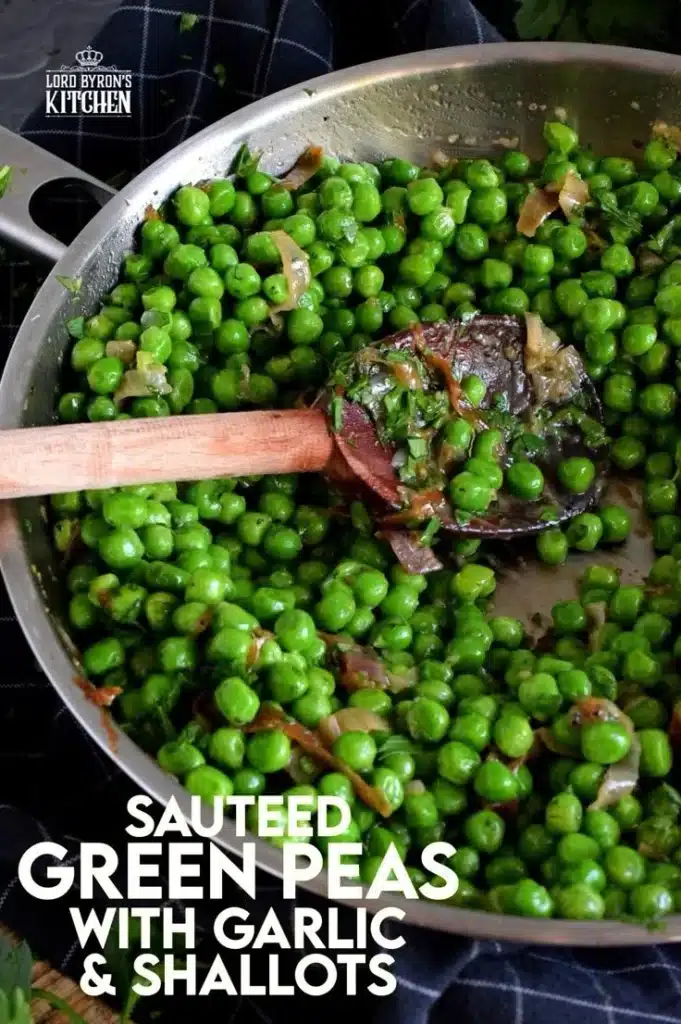 Fresh sautéed green peas in a skillet for a vibrant side dish