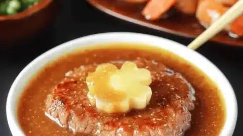 Quick and Easy Japanese Steakhouse Ginger Sauce Recipe 2 Quick and easy Japanese ginger sauce in a bowl, ready to serve with steak.