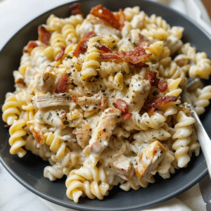 Chicken Bacon Ranch Pasta for Creamy Weeknights Tonight 3 Chicken Bacon Ranch Pasta for Creamy Weeknights Tonight